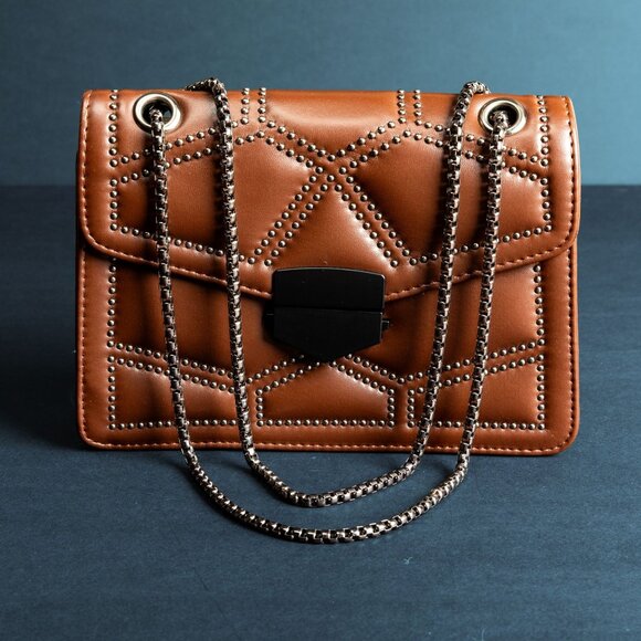 Verano Hill Handbags - Verano Hill Modish Quilted Shoulder Bag – Brown